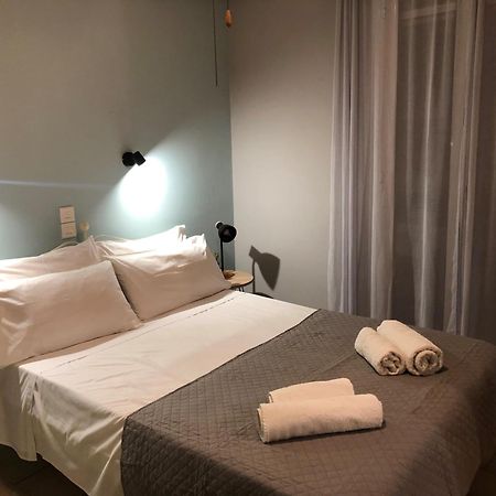 Marina Rooms 阿尔戈斯托利翁 外观 照片