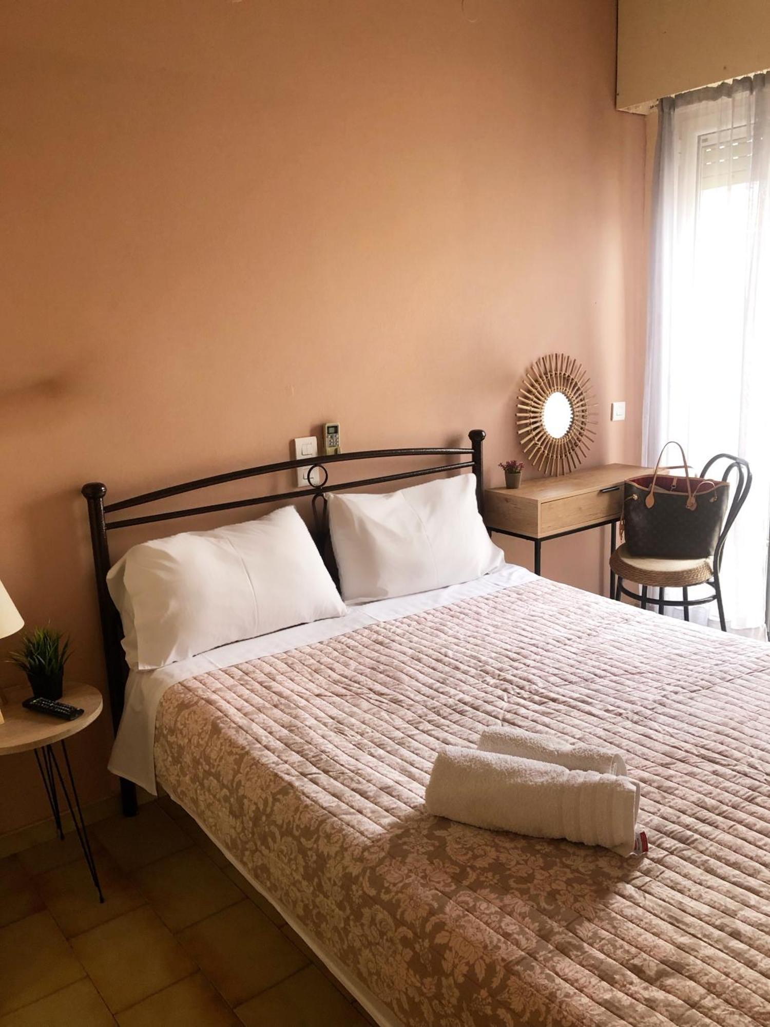 Marina Rooms 阿尔戈斯托利翁 外观 照片